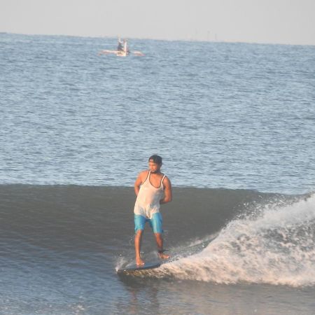 Hotel The Point Surfcamp Bali Pulukan Zewnętrze zdjęcie
