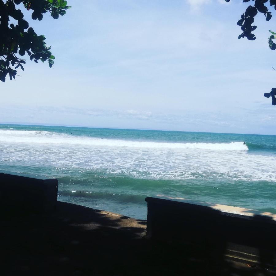 Hotel The Point Surfcamp Bali Pulukan Zewnętrze zdjęcie